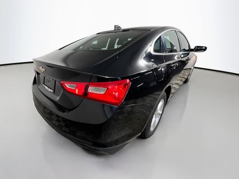Used 2020 Chevrolet Malibu LS FWD image 4