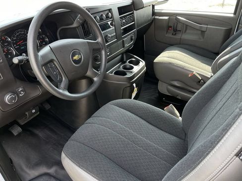 Used 2024 Chevrolet Express 2500 w/ Driver Convenience Package RWD image 10