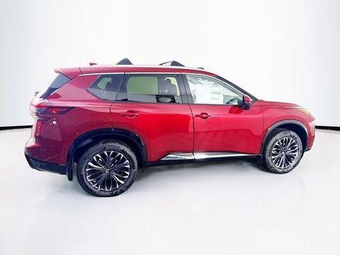 New 2026 Nissan Rogue Platinum image 4