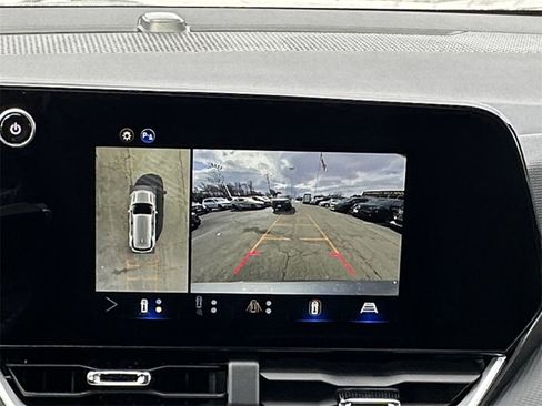 New 2026 Chevrolet Equinox LT w/ Safety and Technology Package image 17