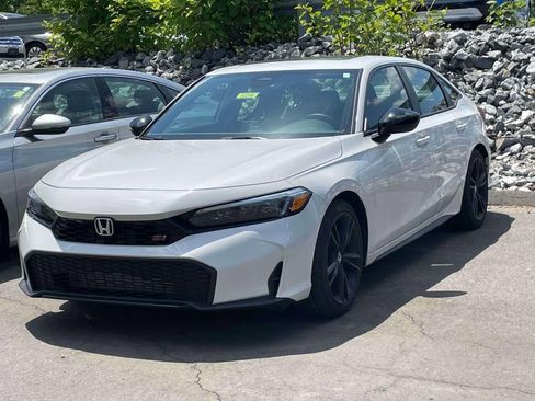 Used 2020 Honda Accord Touring image 3