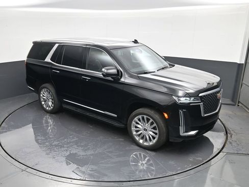 Used 2024 Cadillac Escalade Premium Luxury w/ LPO, Floor Liner Package image 27