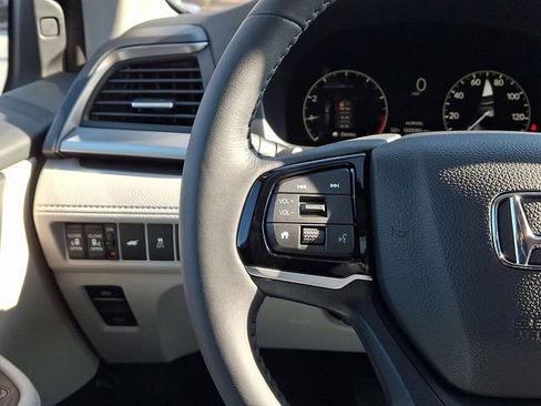 Certified 2026 Honda Odyssey EX-L image 21