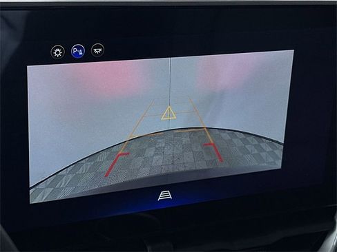 New 2026 Chevrolet Equinox LT w/ Convenience Package II image 15