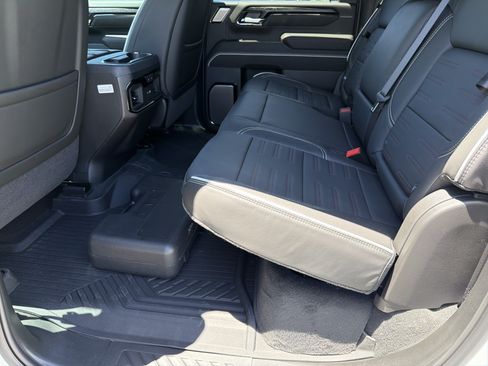 New 2026 GMC Sierra 2500 AT4X w/ AT4X AEV Edition AWD/4WD image 21