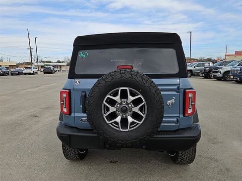 Used 2024 Ford Bronco Badlands image 4