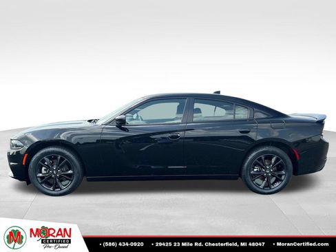 Used 2023 Dodge Charger SXT w/ Blacktop Package AWD/4WD image 2
