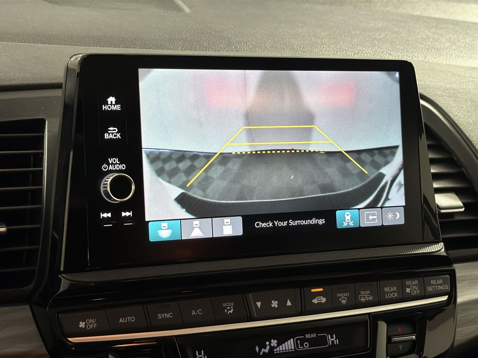 Used 2025 Honda Odyssey Elite image 19