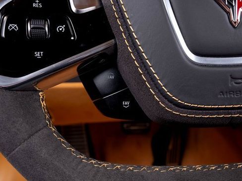 Used 2023 Chevrolet Corvette Stingray Premium Conv w/ Z51 Performance Package image 34