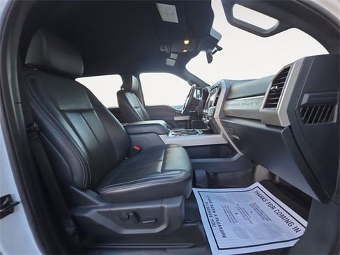 Certified 2022 Ford F350 Lariat w/ Lariat Ultimate Package image 15