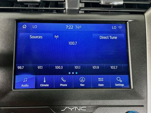 Used 2020 Ford Fusion SE FWD image 21