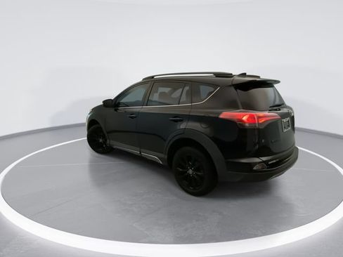 Used 2018 Toyota RAV4 Adventure AWD/4WD image 4