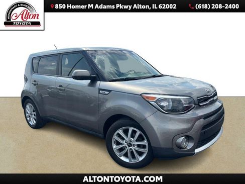 Used 2017 Kia Soul + FWD image 1