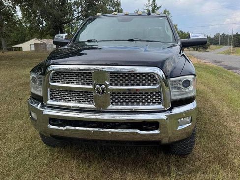 Used 2015 RAM 2500 Laramie AWD/4WD image 9