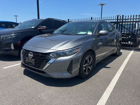 Used 2024 Nissan Sentra SV w/ Lighting Package FWD image 3