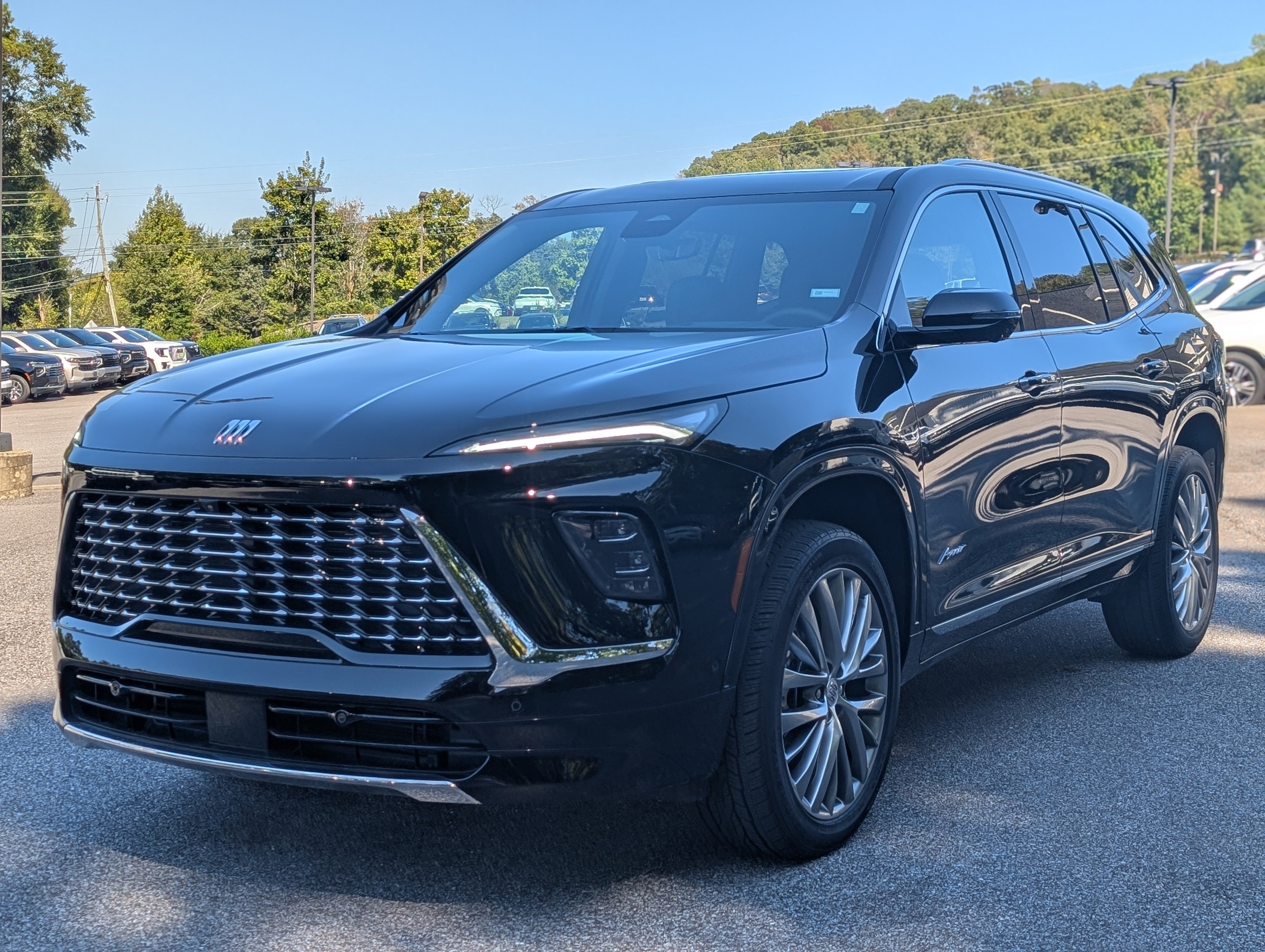 Used 2026 Buick Enclave Avenir w/ Super Cruise Package FWD image 5