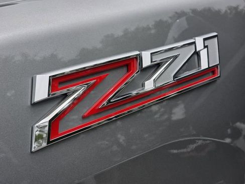 Used 2025 Chevrolet Silverado 2500 LTZ w/ LTZ Plus Package AWD/4WD image 9