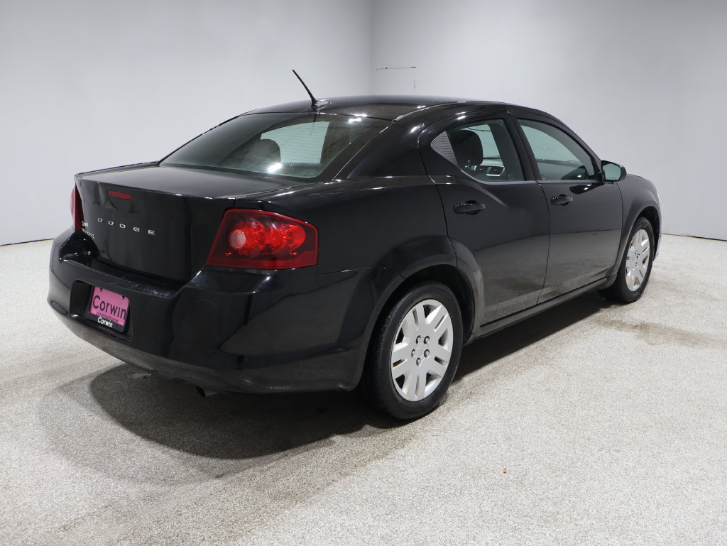 Used 2014 Dodge Avenger SE FWD image 2