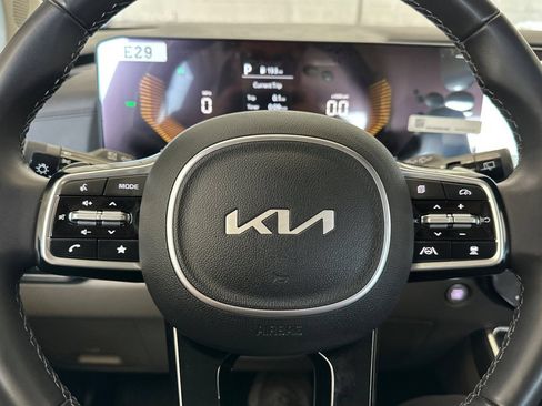 Used 2026 Kia Carnival LXS FWD image 27