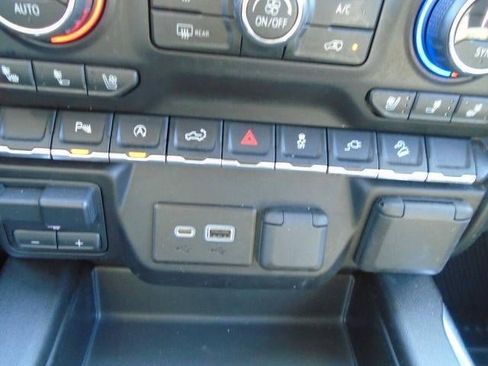 Used 2021 Chevrolet Silverado 1500 LTZ w/ Z71 Off-Road Package image 14