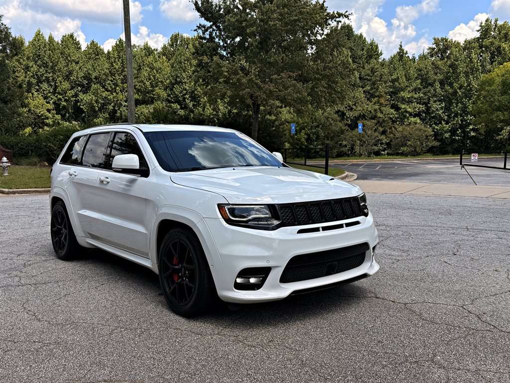 Used 2018 Jeep Grand Cherokee SRT w/ Trailer Tow Group IV AWD/4WD image 3