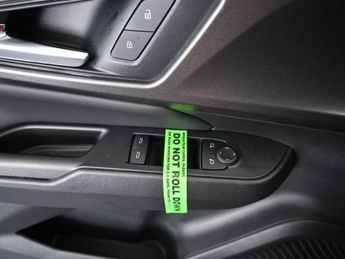 New 2026 Chevrolet Equinox EV LT image 34