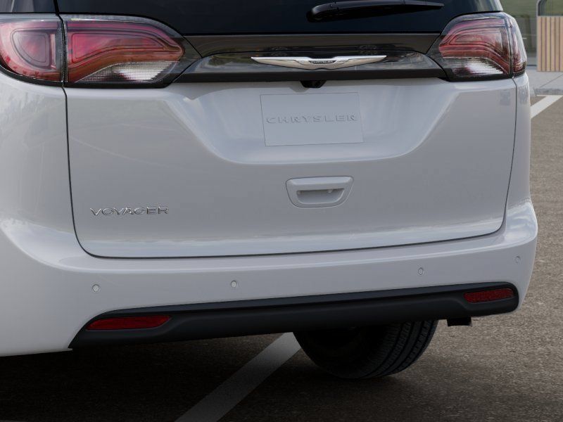 New 2026 Chrysler Voyager LX FWD image 13