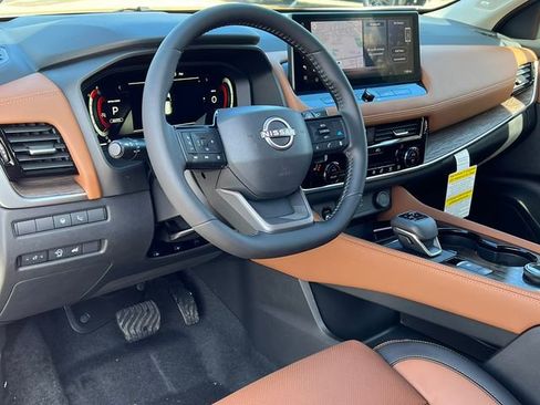 New 2026 Nissan Rogue Platinum w/ Platinum Premium Package image 15