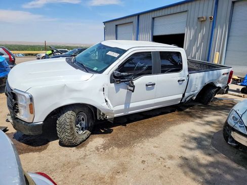 Used 2024 Ford F250 XL AWD/4WD image 2