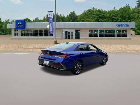 Certified 2025 Hyundai Elantra Sport FWD image 7