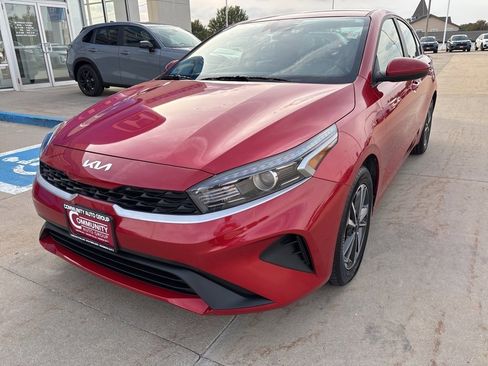 Used 2024 Kia Forte LXS image 7