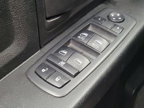 Used 2017 RAM 1500 Tradesman w/ Popular Equipment Group image 27