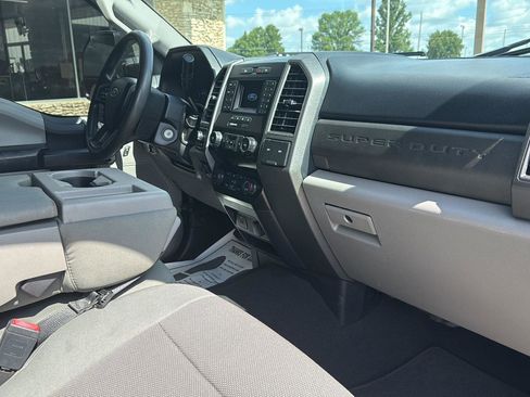 Used 2020 Ford F250 XL w/ STX Appearance Package image 16