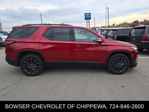 Used 2023 Chevrolet Traverse RS image 5