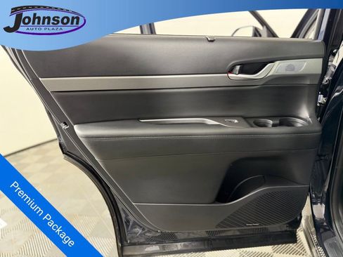 Used 2024 Hyundai Palisade SEL image 32