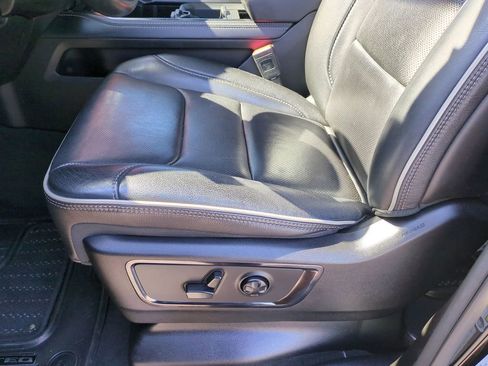 Used 2022 RAM 1500 Limited image 16