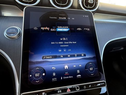 Used 2024 Mercedes-Benz C 300 Sedan image 12