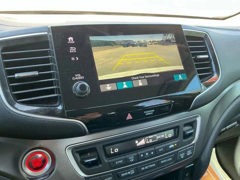 Used 2021 Honda Pilot EX image 31