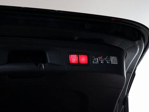 Certified 2026 Mercedes-Benz GLE 350 4MATIC image 32