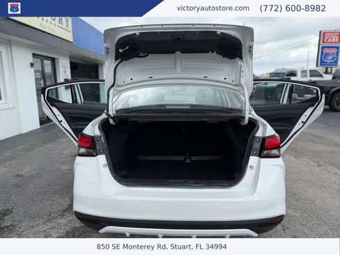 Used 2020 Nissan Versa SV FWD image 40