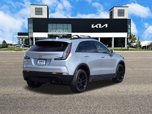 Used 2019 Cadillac XT4 Sport w/ Cold Weather Package AWD/4WD image 5