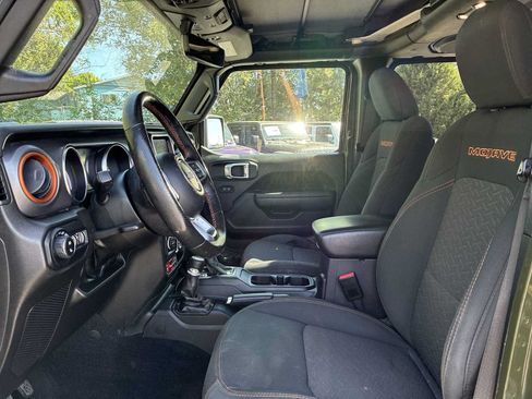 Certified 2022 Jeep Gladiator Mojave w/ Cold Weather Group AWD/4WD image 13