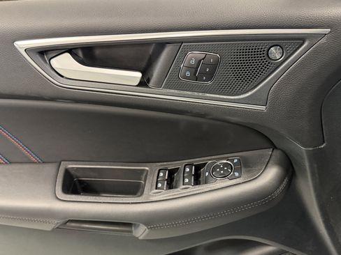 Used 2024 Ford Edge ST w/ Equipment Group 401A image 22