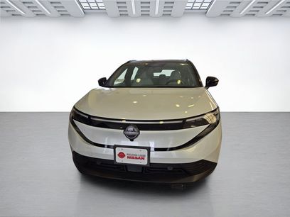 New 2026 Nissan Leaf Platinum+ w/ Cargo Package (Platinum+)