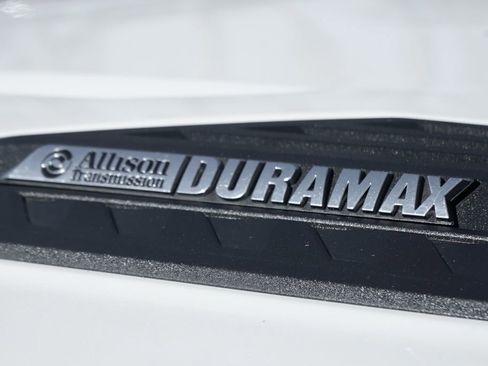 Used 2020 Chevrolet Silverado 3500 LTZ w/ LTZ Plus Package image 58