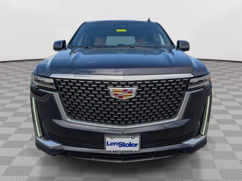 Used 2022 Cadillac Escalade Premium Luxury AWD/4WD image 8