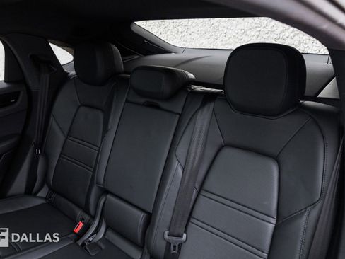 Used 2021 Porsche Cayenne S image 28