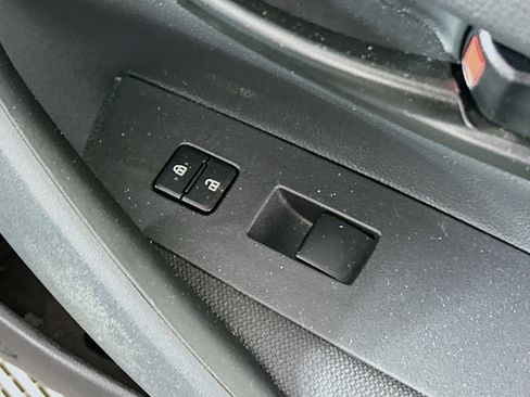 Used 2024 Toyota Corolla LE FWD image 27