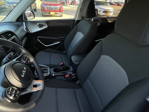Used 2024 Kia Soul LX w/ Option Group 015 image 20