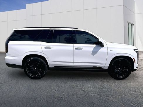 Used 2025 Cadillac Escalade Sport w/ Touring Package AWD/4WD image 8